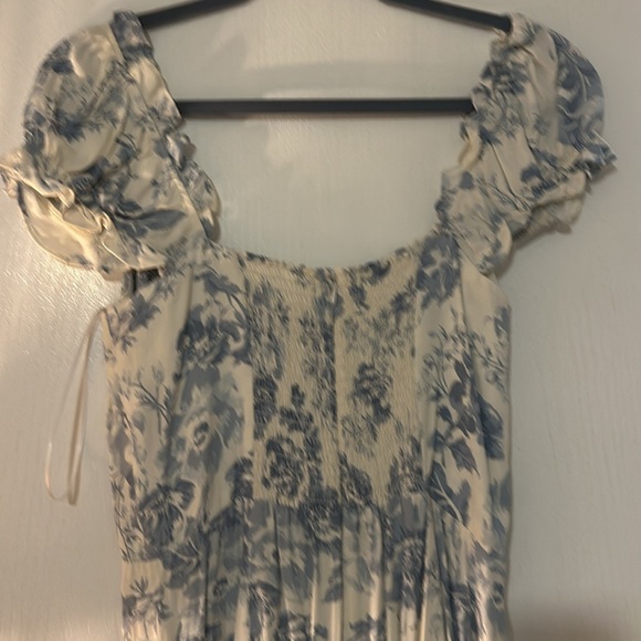 Reformation Dress - Picture 7 of 8